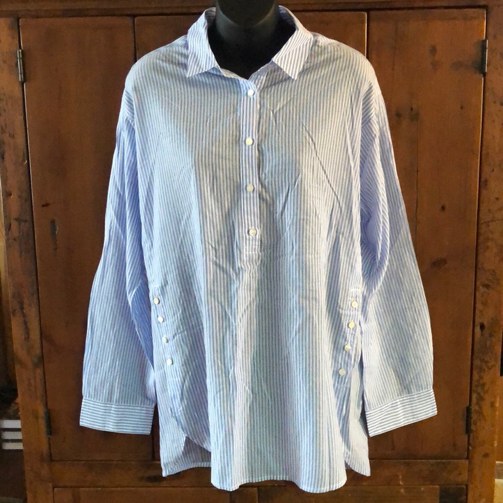 J. McLaughlin Collared Blue striped shirt Size L